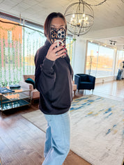 Snap Collar Pullover Sweatshirt