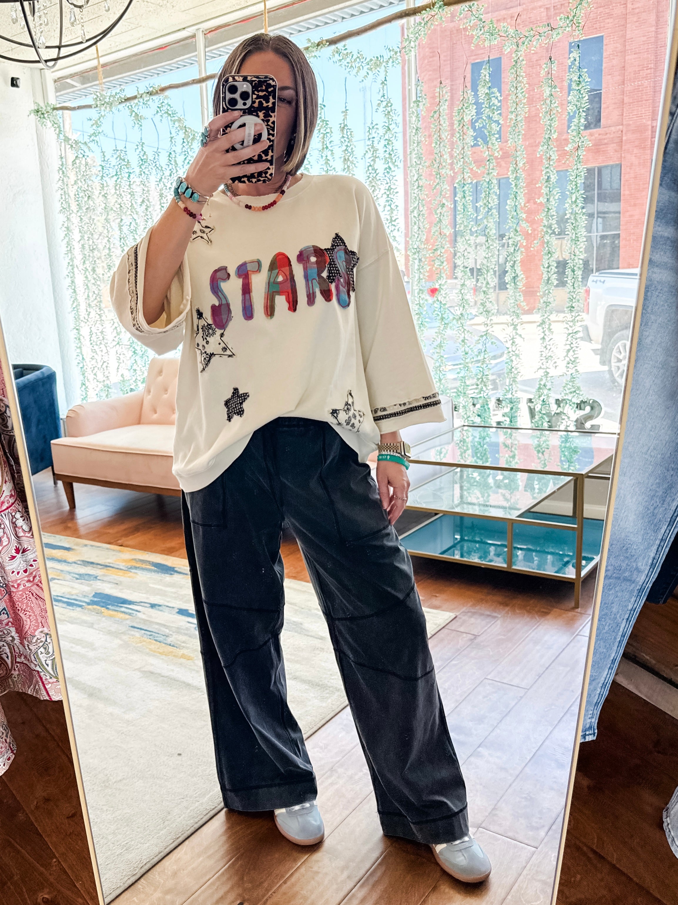 STAR PATCH FRONT WASHED TERRY PULLOVER