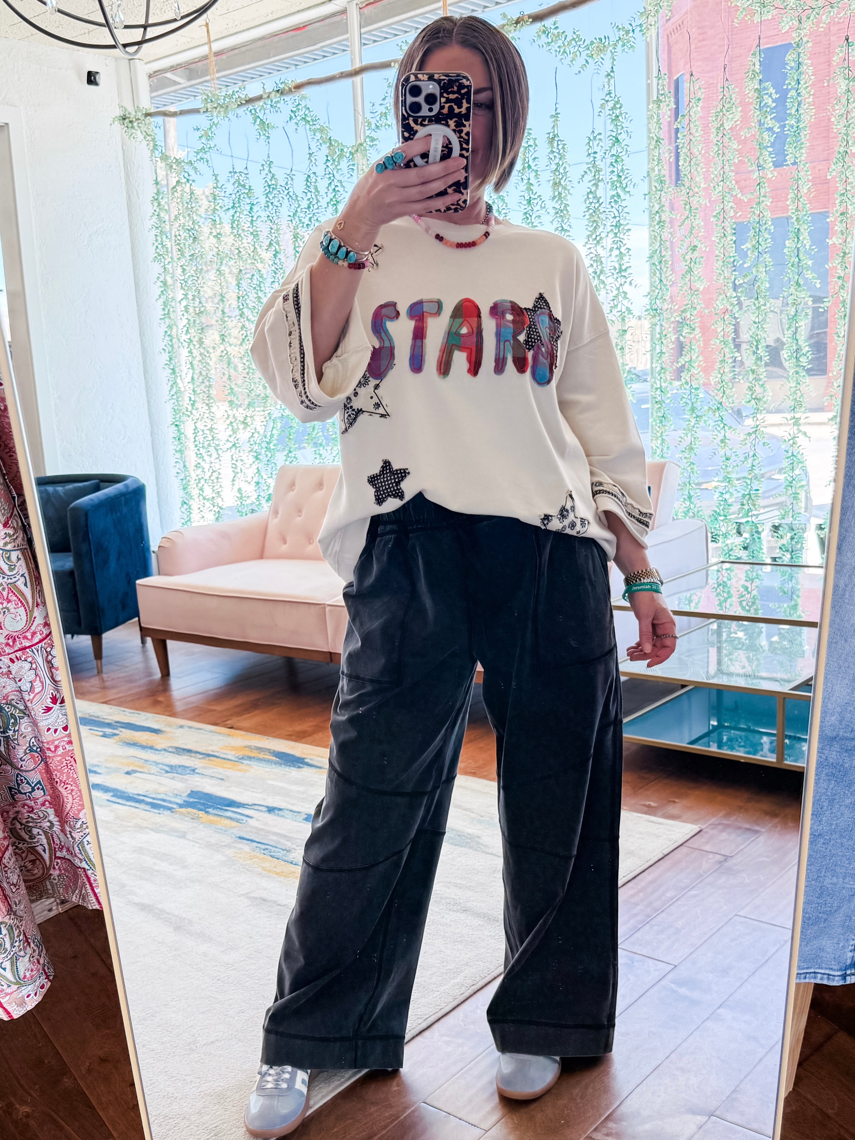 STAR PATCH FRONT WASHED TERRY PULLOVER