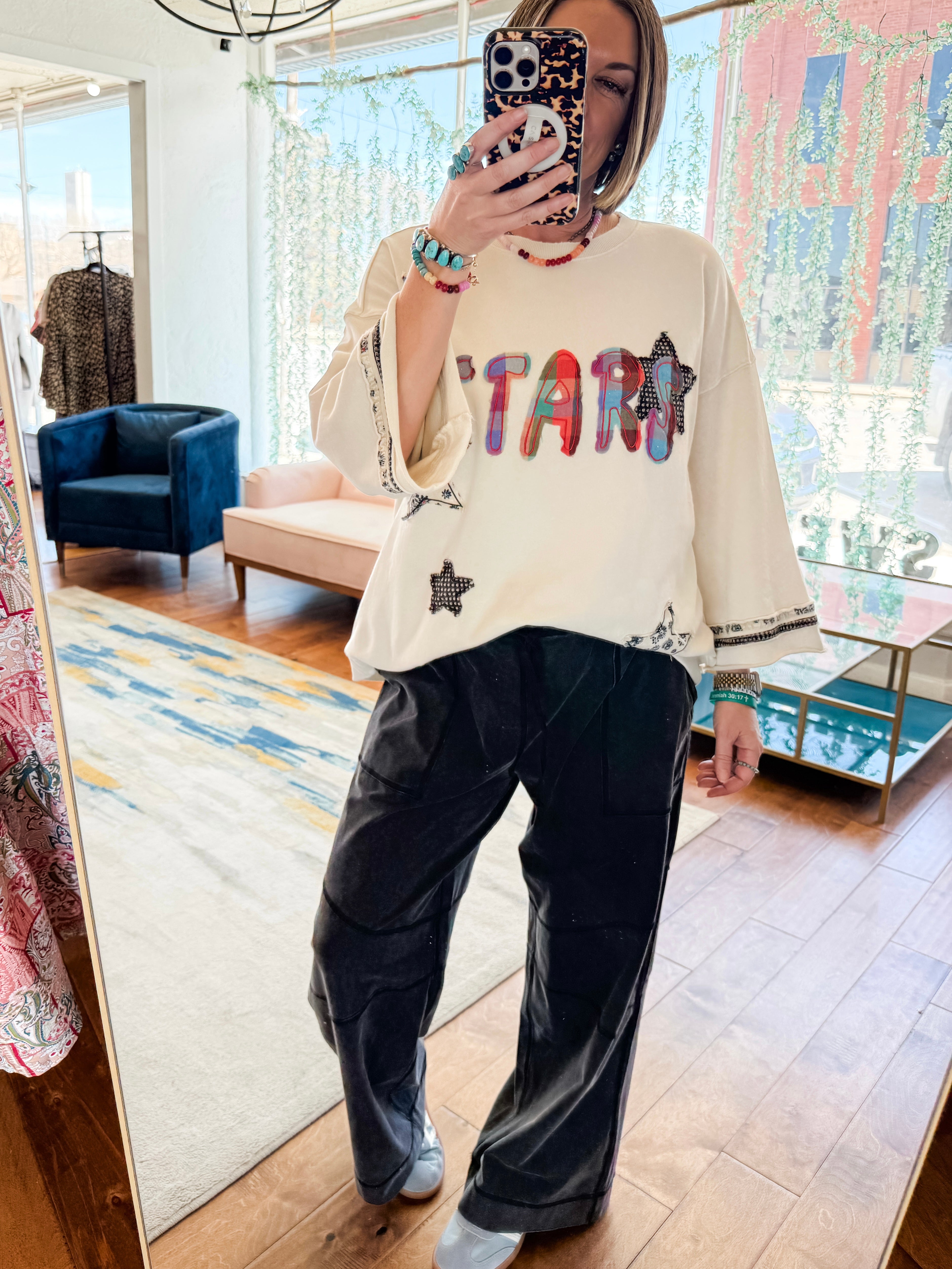 STAR PATCH FRONT WASHED TERRY PULLOVER