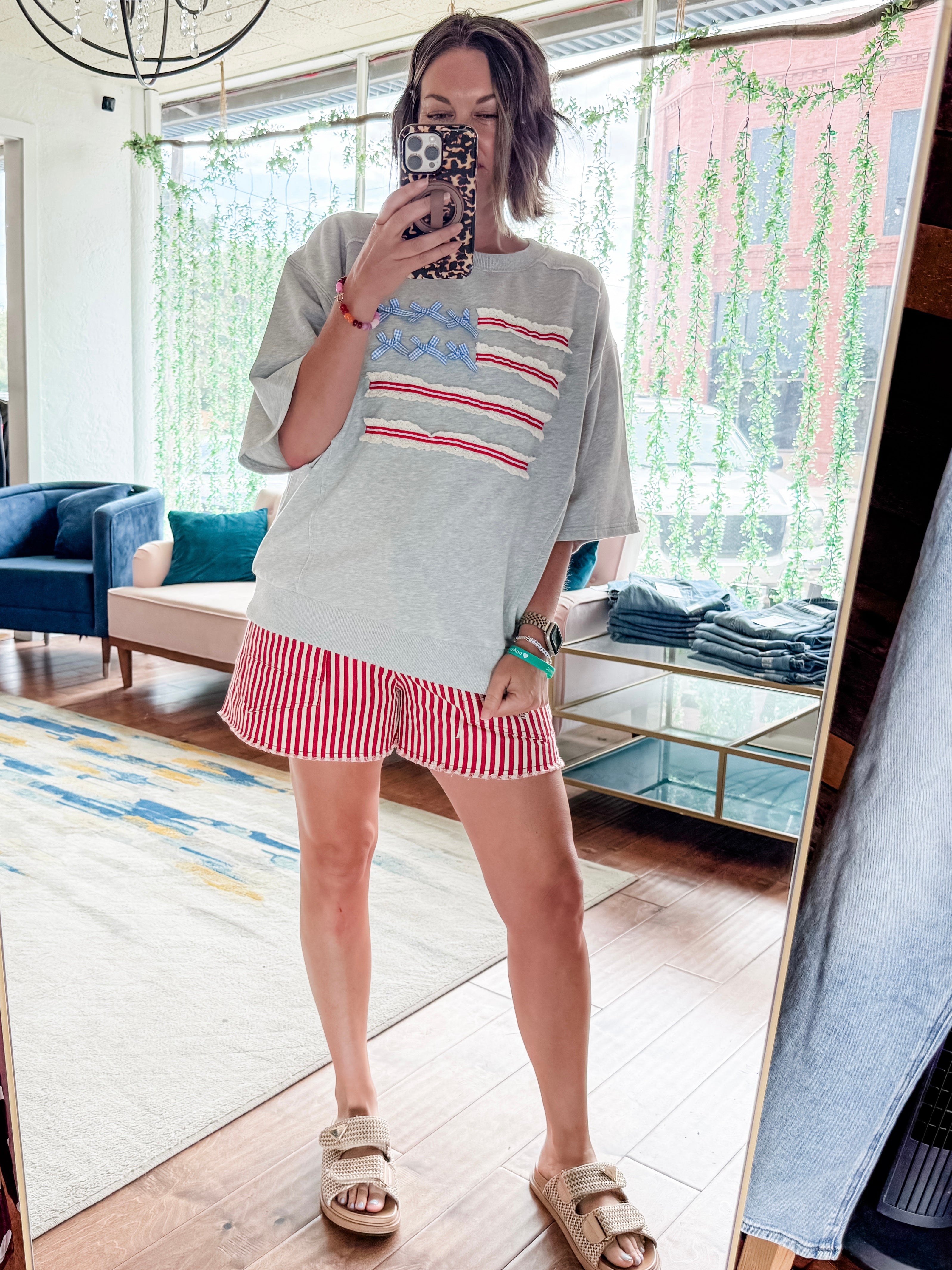 AMERICAN FLAG WASHED TERRY PULLOVER