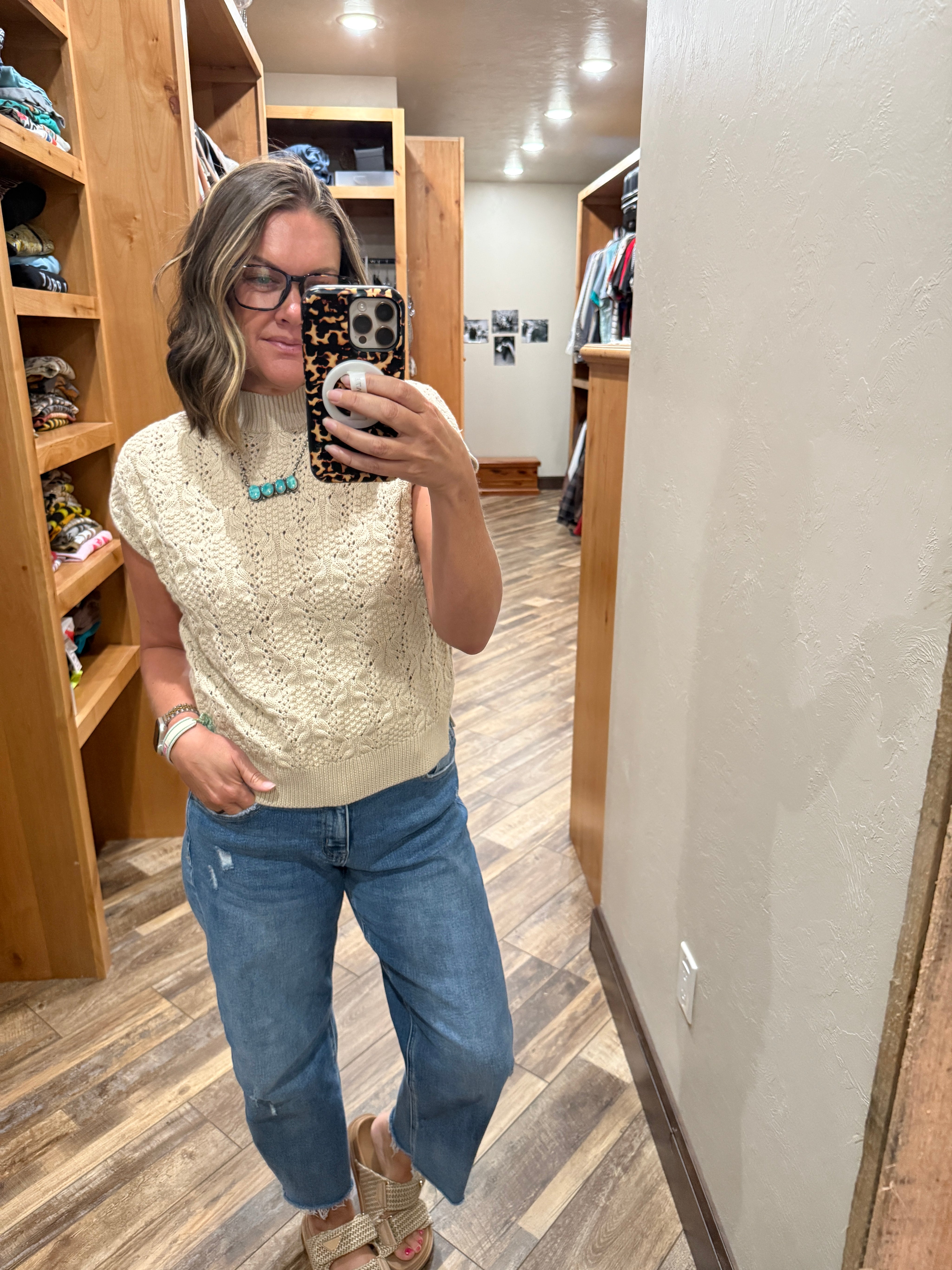 Cable Knit Sleeveless Sweater