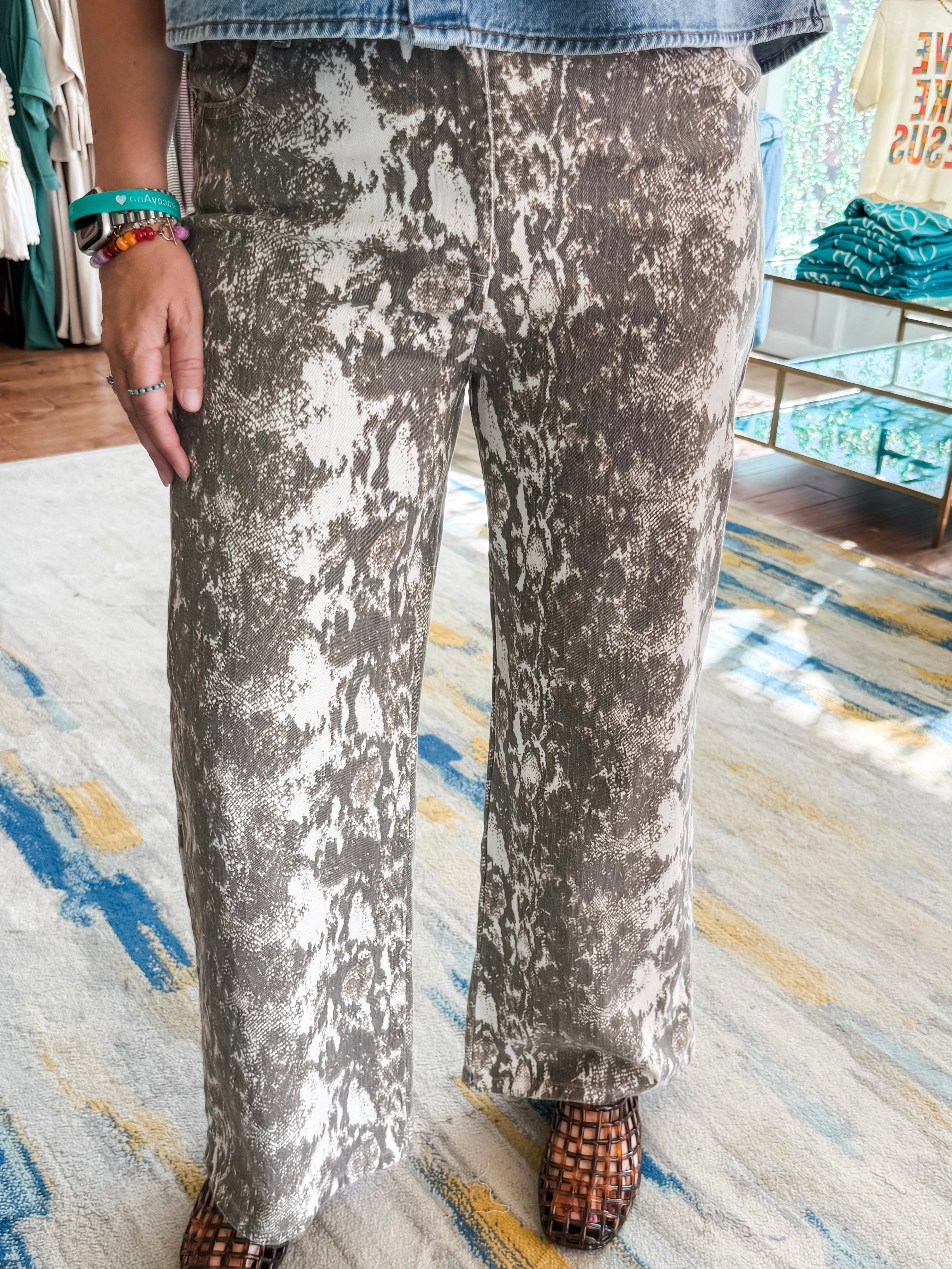 Sassy Snake Cropped Jeans